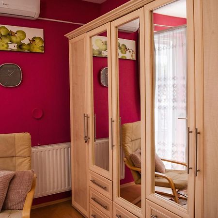 Inci Apartman Печ Экстерьер фото