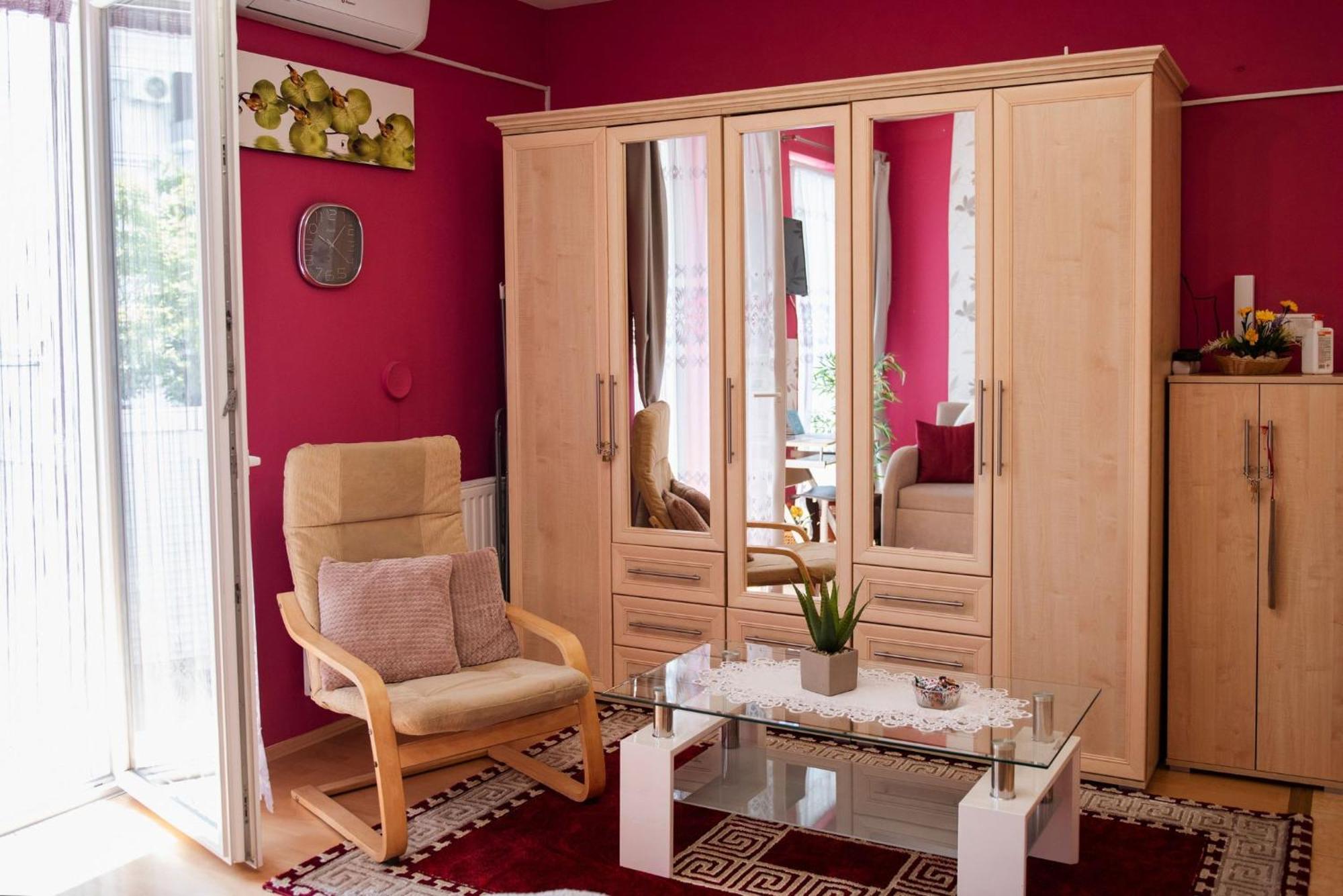 Inci Apartman Печ Экстерьер фото
