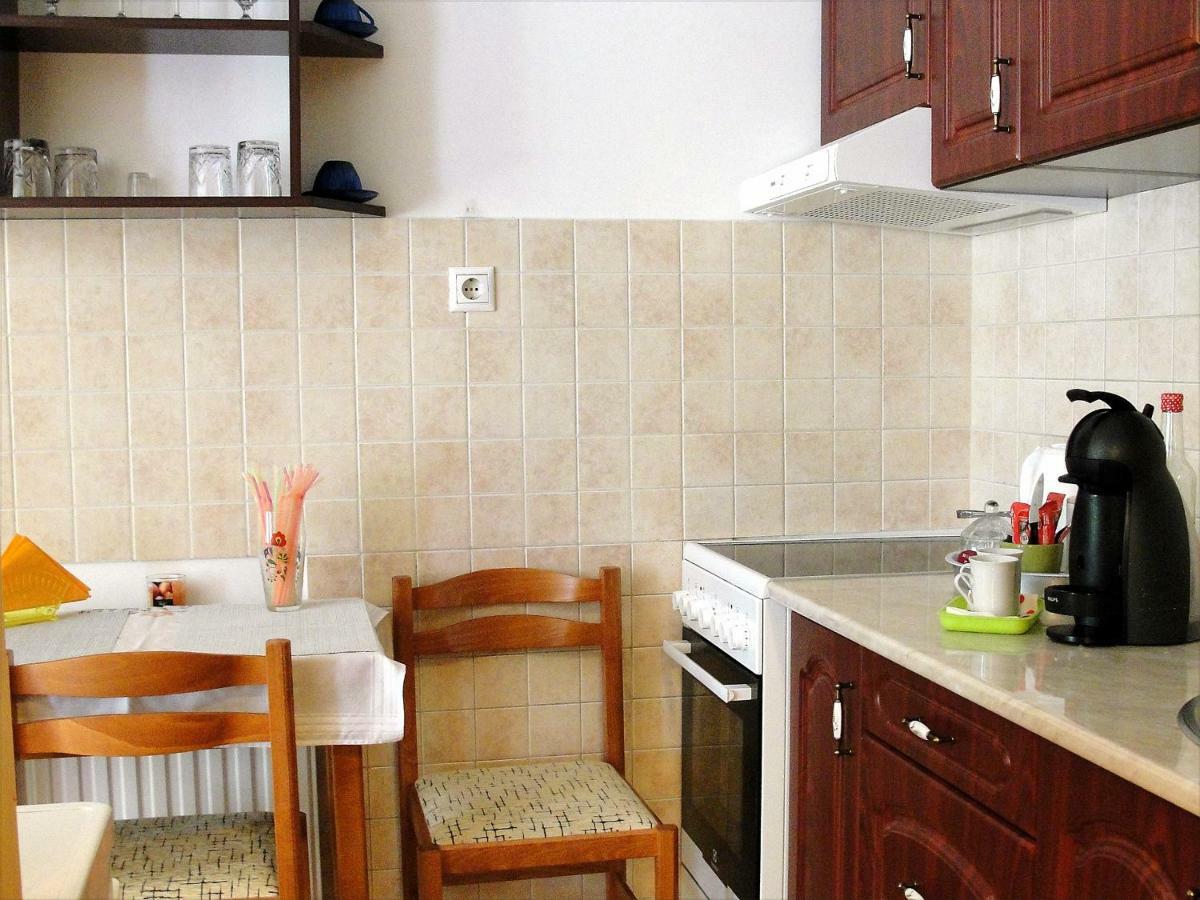 Inci Apartman Печ Экстерьер фото